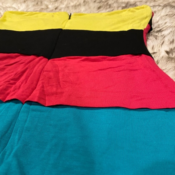 Beautiful colorful dress - Never used - size small - Picture 8 of 10
